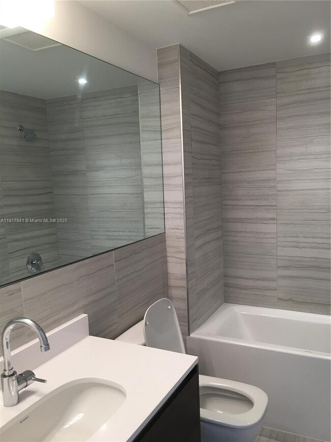 Building Photo - 301 Altara Ave