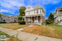 Building Photo - 1101 Lake Ave