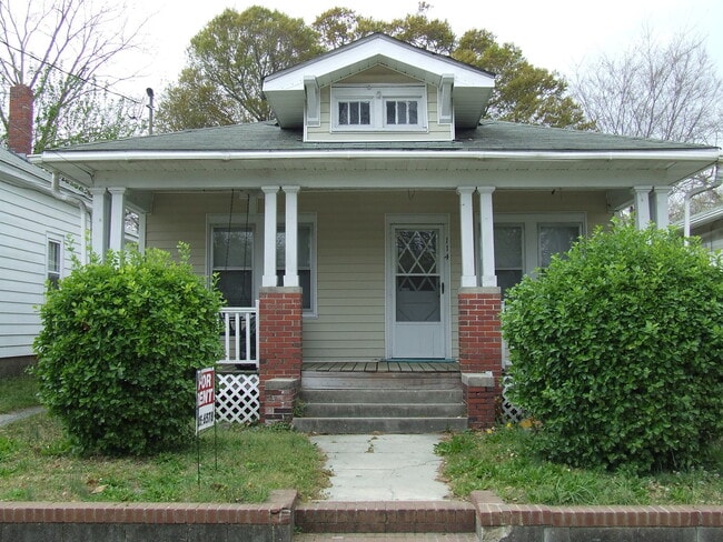 Primary Photo - 2 BR Home walk to NHHS