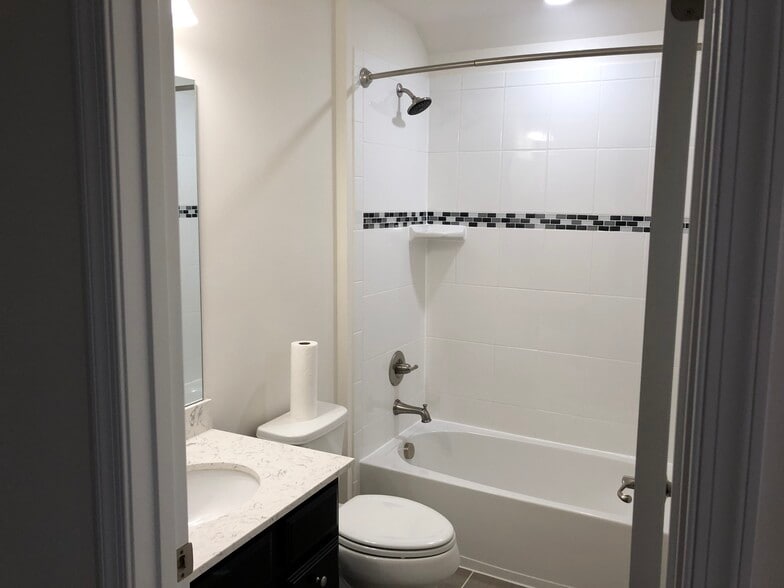 Bathroom - 14820 Saddle Creek Drive