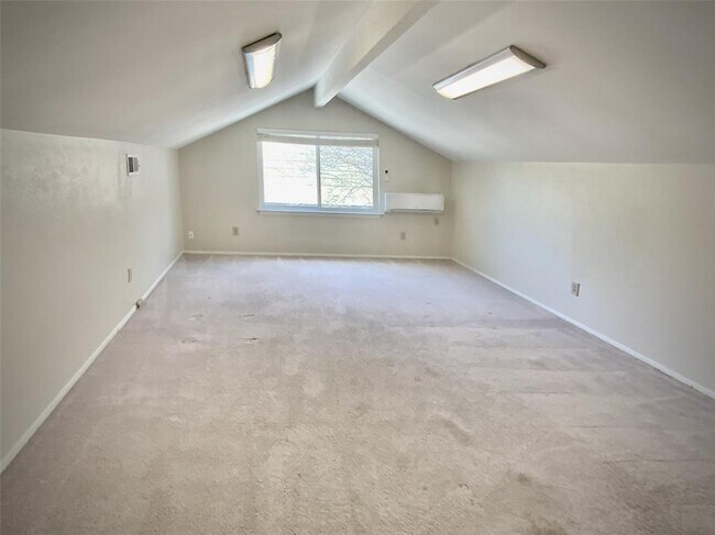 Building Photo - 11607 Barrington Way