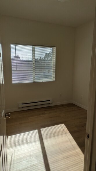 Building Photo - 1101 Bonneville Ave