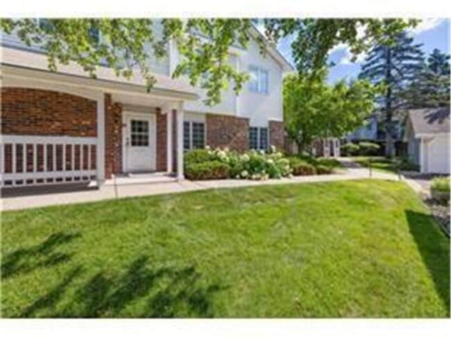 Building Photo - 3563 Blue Jay Way