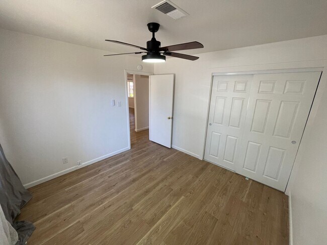 Building Photo - Wonderful and Spacious 4 Bedroom Concord H...