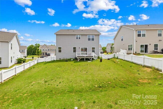 Building Photo - 7067 Waterwheel St SW