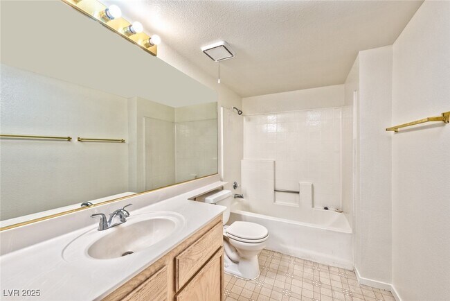 Building Photo - 2251 Wigwam Pkwy