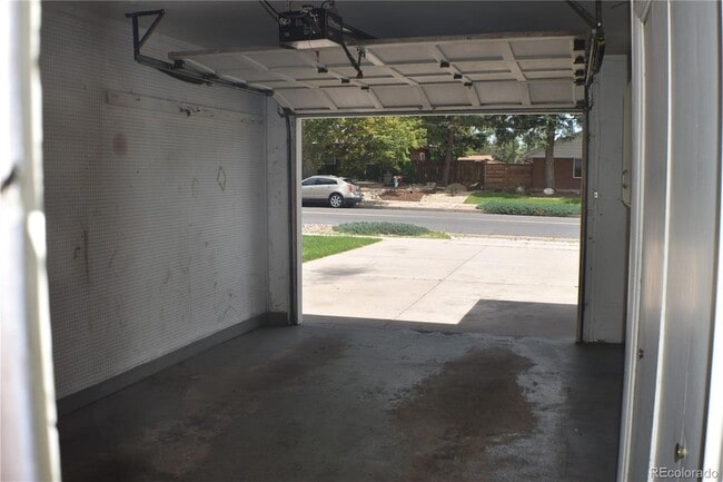 Building Photo - 2602 Paseo Rd