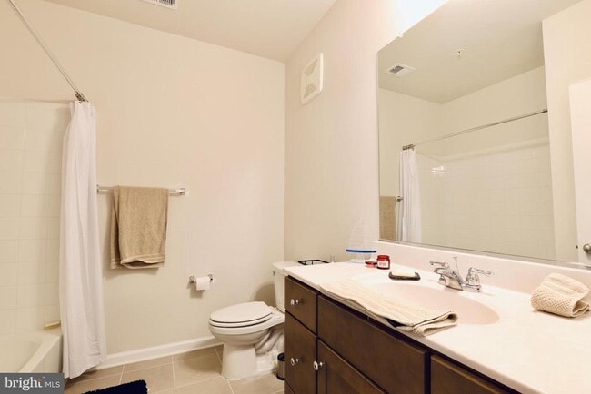 Building Photo - 773 Mount Airy Ter NE