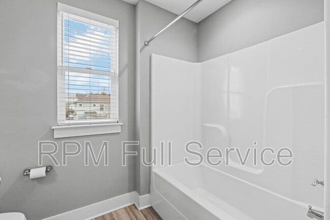 Building Photo - 4902 Kentucky Ave