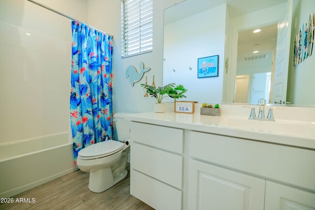 Building Photo - 21513 E Sparrow Dr