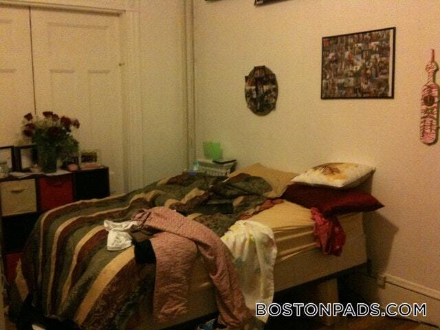 Building Photo - 73 Westland Ave