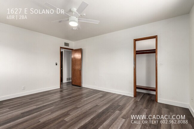 Building Photo - 1627 E Solano Dr
