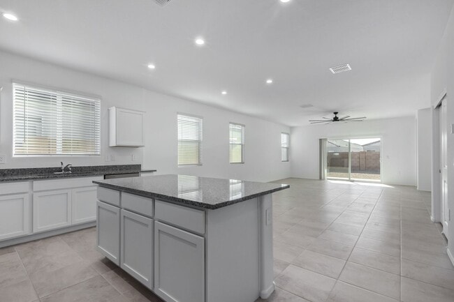 Building Photo - Beautiful 5-Bed Dream Home in The Village at Copper Basin