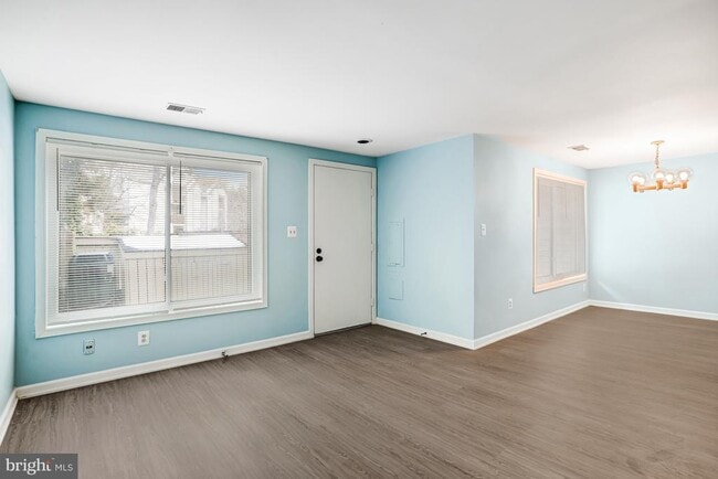 Building Photo - 9410 Walburg Way