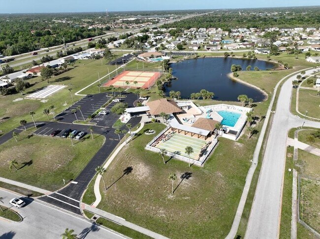 Building Photo - 6628 Thorman Rd