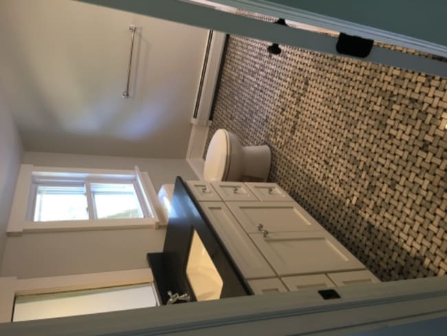 Building Photo - 137 Mountain Ave