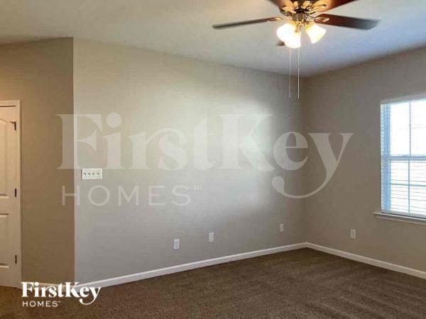 Building Photo - 101 Haystack Rd