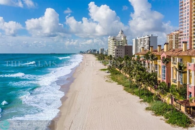 Building Photo - 2110 N Ocean Blvd