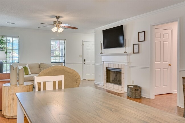 Building Photo - 186 Hammond Pl Cir