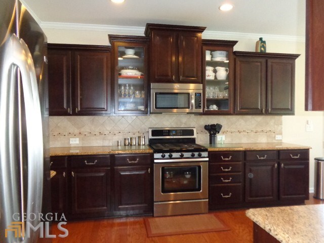 Building Photo - 5000 Morriscastle Dr