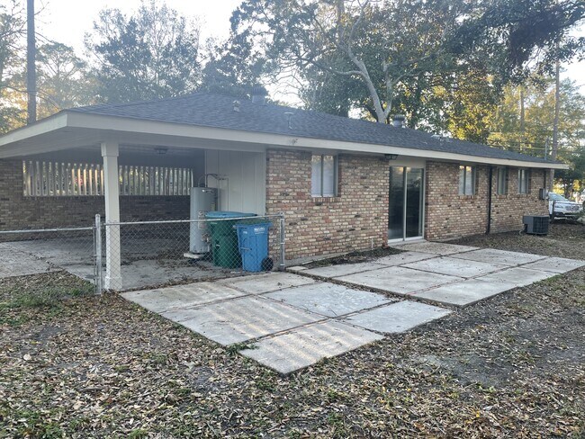 Building Photo - 2501 Havard Rd