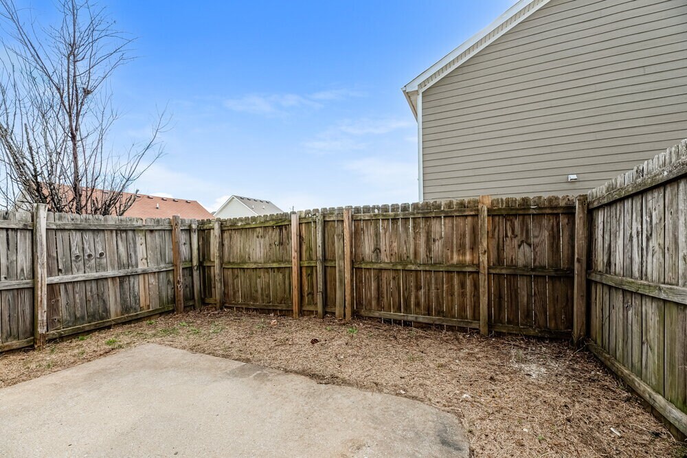 Building Photo - 602 Nixon Way