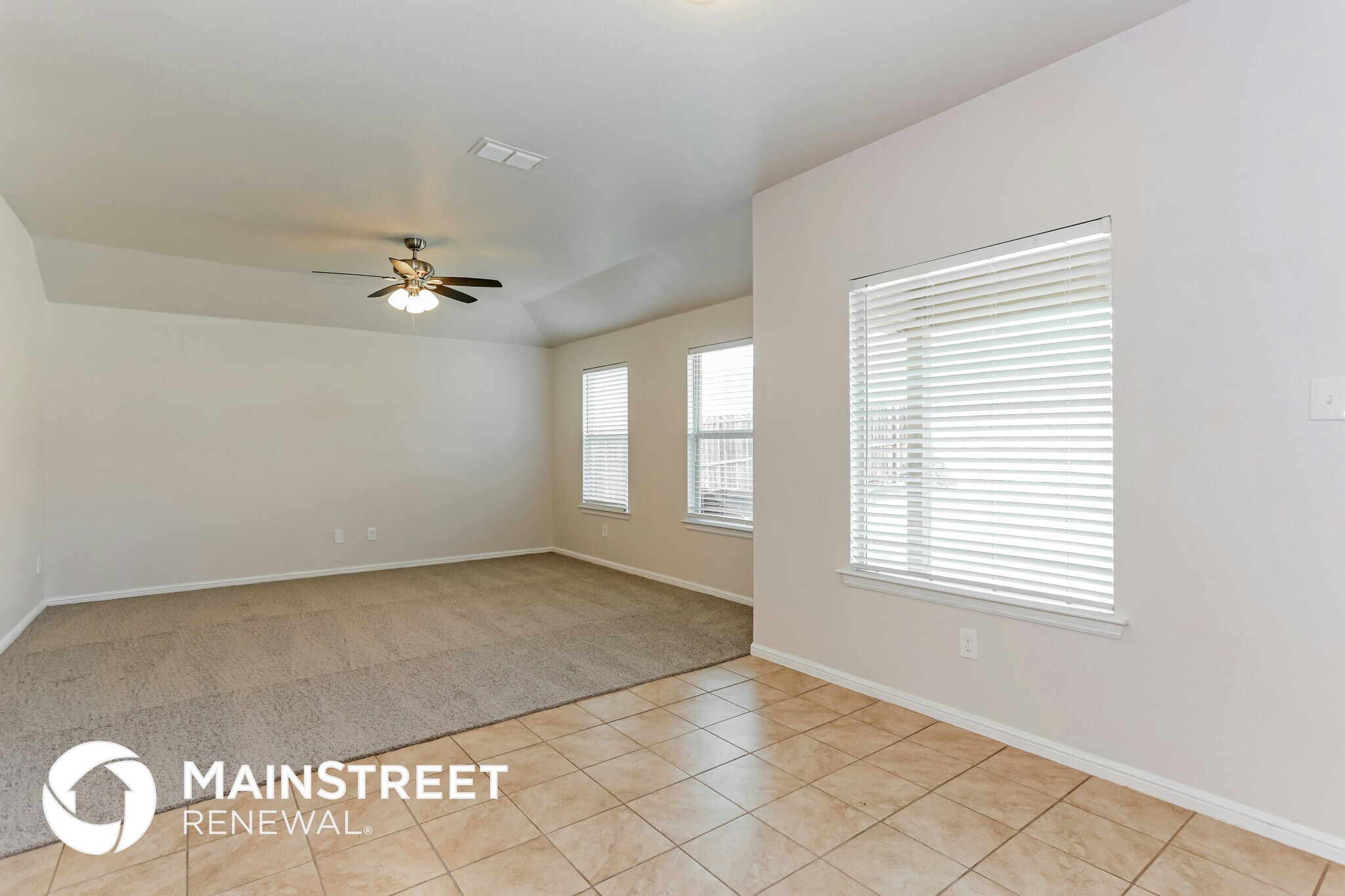 Building Photo - 10024 Poinsett Wy