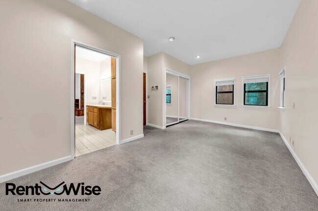 Building Photo - 683 Old La Honda Rd