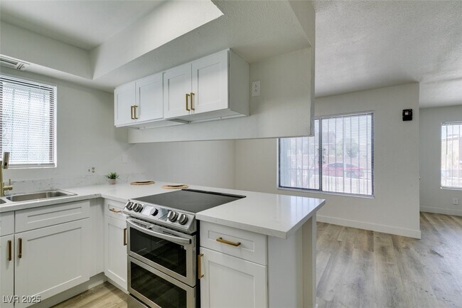 Building Photo - 6932 Kilgore Dr