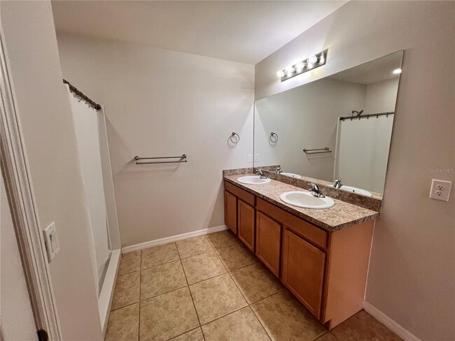 Building Photo - 25524 Lambert Ln