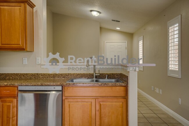 Building Photo - CALL US TODAY AT (505) 808-6467 TO SCHEDUL...