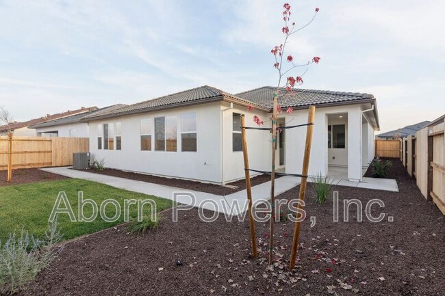 Building Photo - 5210 Peace Lily Ln