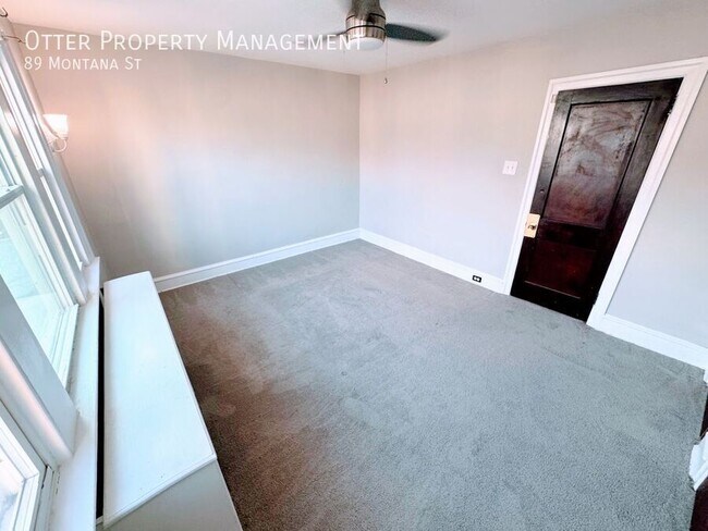 Building Photo - 89 Montana St