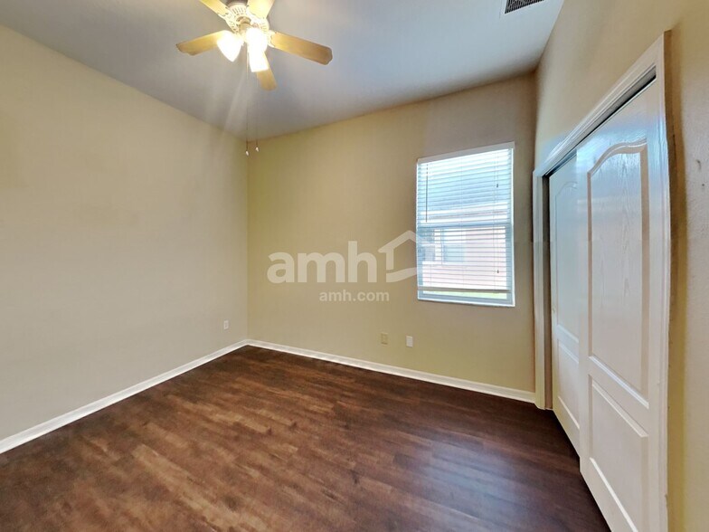 Building Photo - 20052 Bluff Oak Blvd