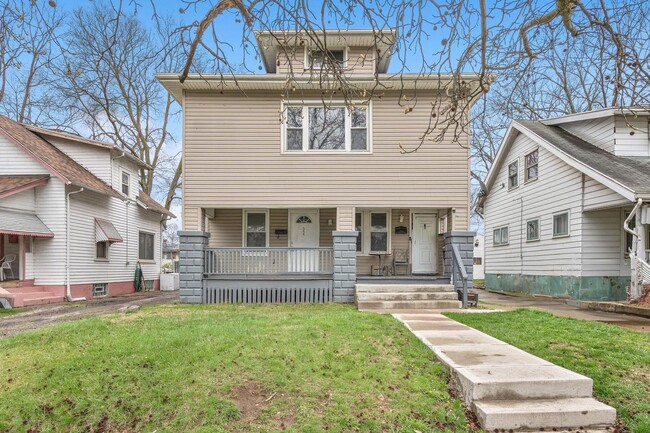 Primary Photo - 2 Bedroom Townhouse Apartment- SECTION 8 F...