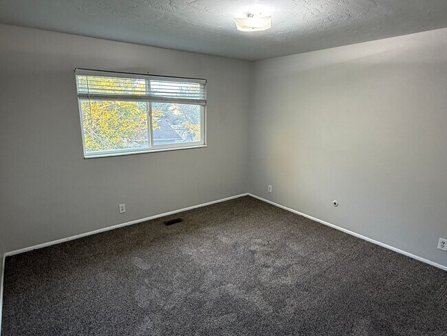 Building Photo - Upstairs Apartment Available-Two Bedroom, One Bath