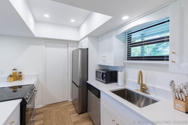 Building Photo - 13334 Polo Club Rd