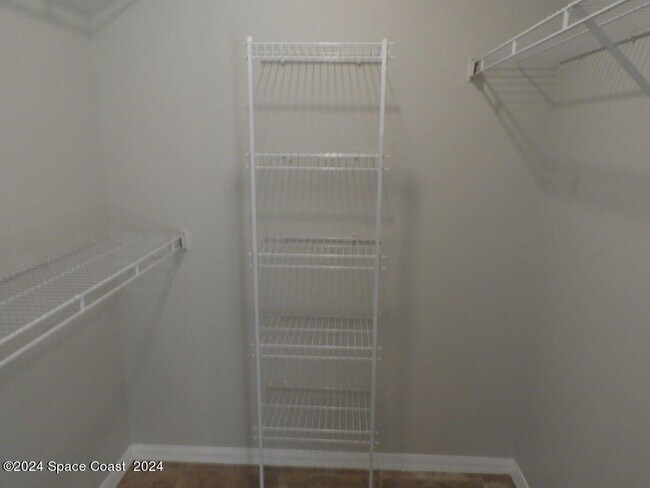 Building Photo - 3235 Forghun Ave SE