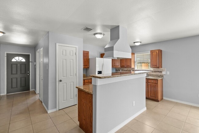 Building Photo - 1631 Quail Run