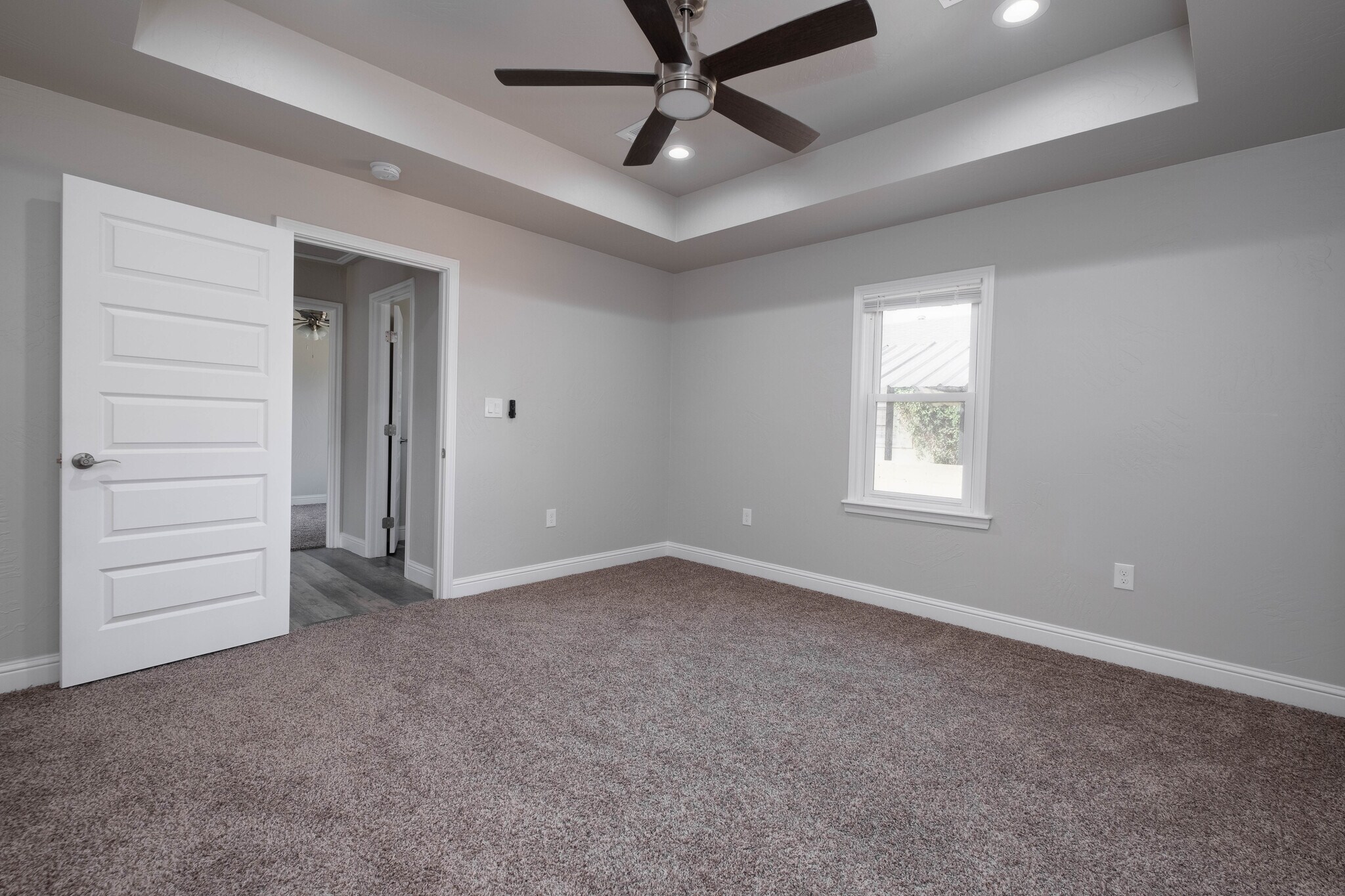 Building Photo - 2007 7th Ave