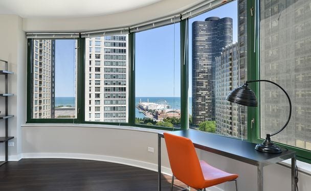 Building Photo - 326 E Ohio St