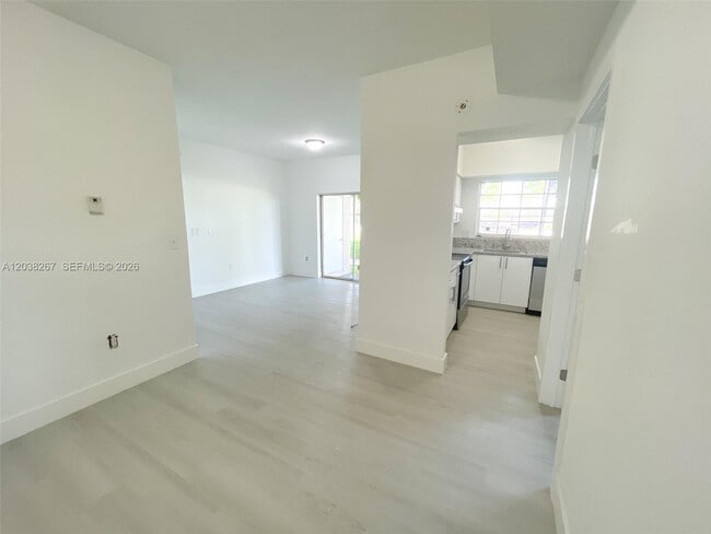 Building Photo - 2421 NW 96th Terrace