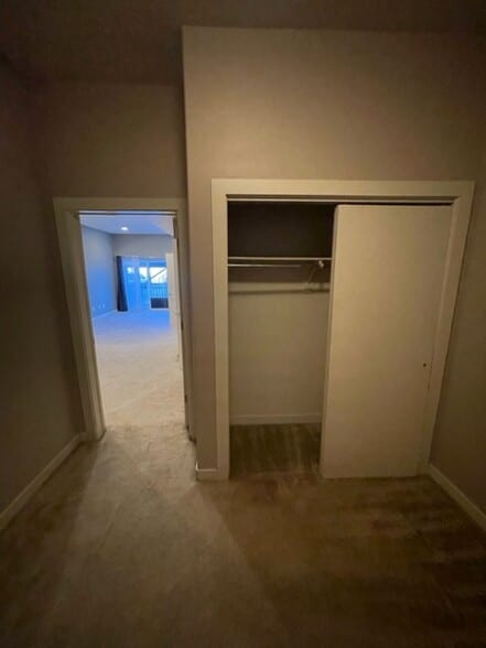 Building Photo - 725 S 200 W