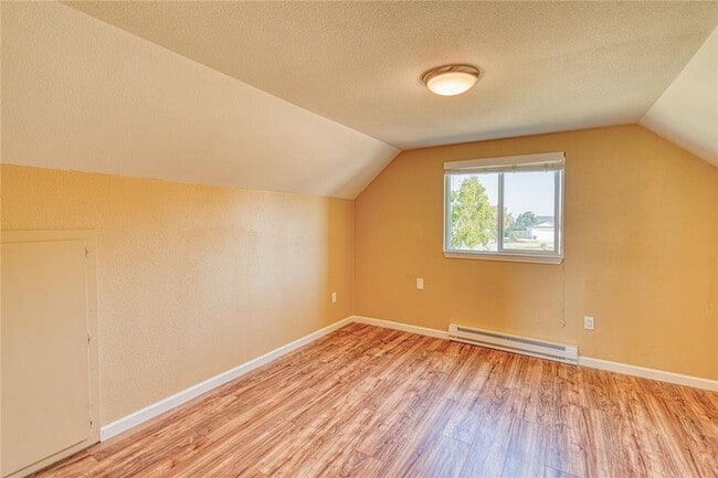 Building Photo - 296 Hartt Hill Dr