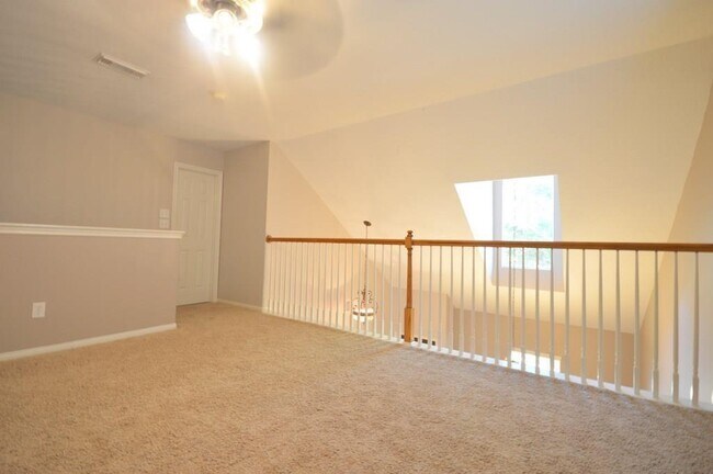 Building Photo - 15603 Tarpon Springs Ct