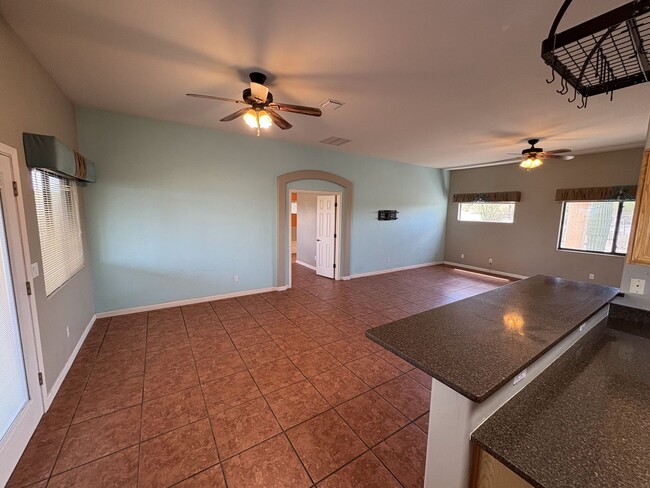 Building Photo - Vail School District Horse property with f...