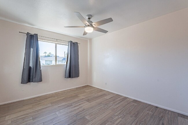 Building Photo - 8416 E Rancho Vista Dr