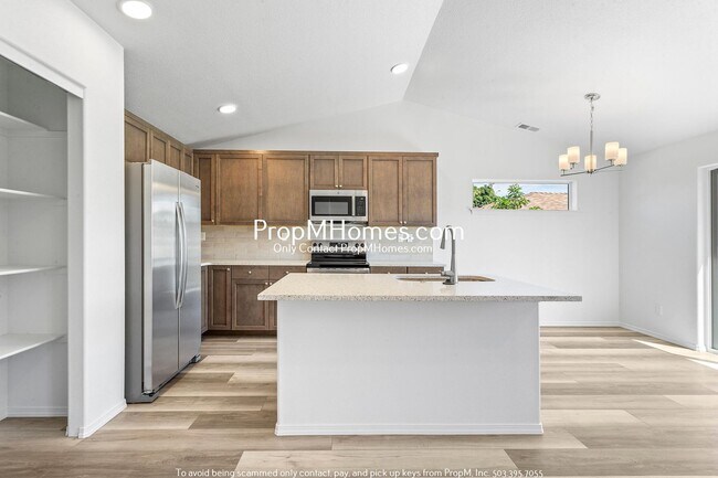Building Photo - Brand New Home in Salem – 3BR with Central...