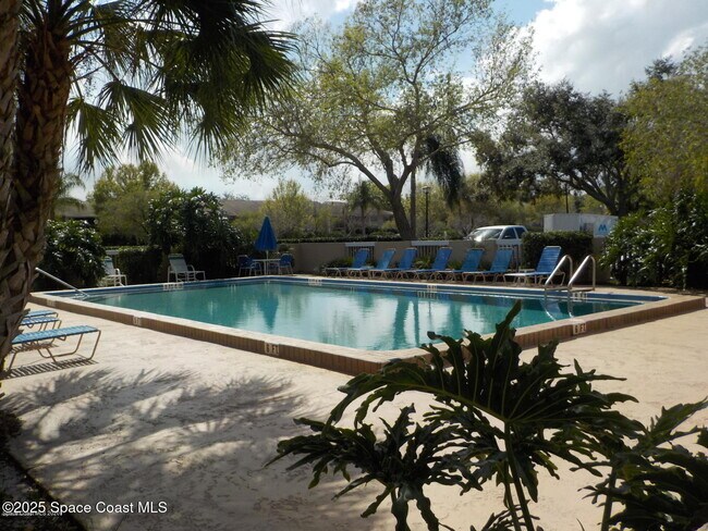 Building Photo - 1648 Sunny Brook Ln