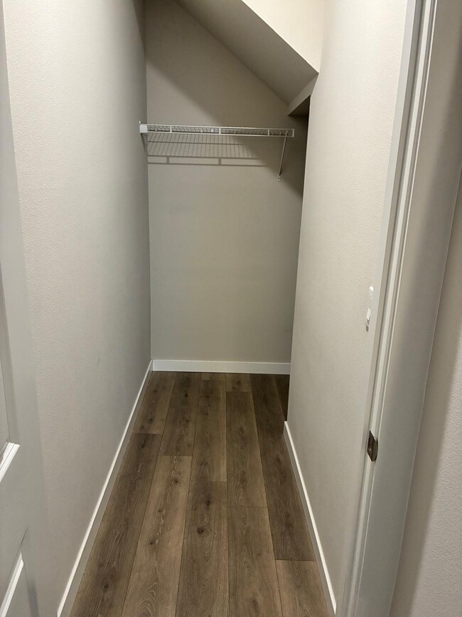 Building Photo - 19310-19336 36 Ave SE